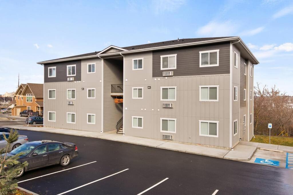 Spacious New 2 Bed 2 Bath Apt By Downtown Spokane Luaran gambar
