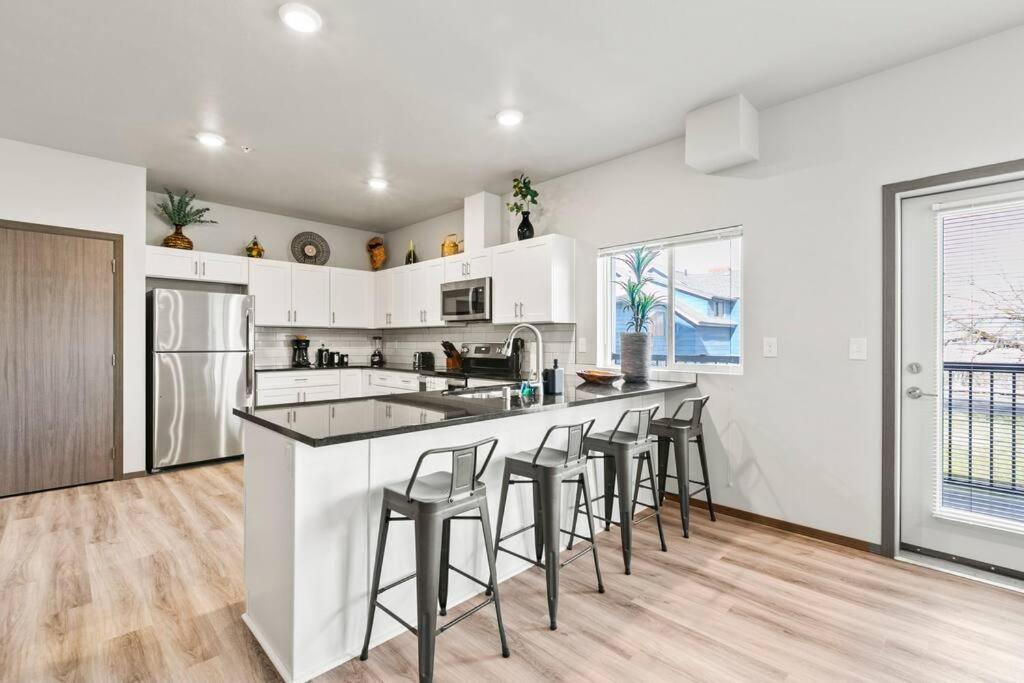 Spacious New 2 Bed 2 Bath Apt By Downtown Spokane Luaran gambar